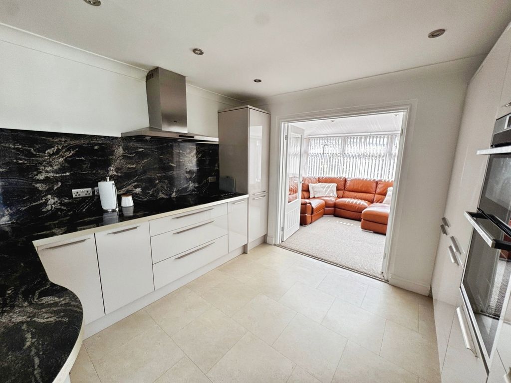 Additional image 7 of 4 bed detached house for saleRidgewood Gardens, Cimla, Neath SA11