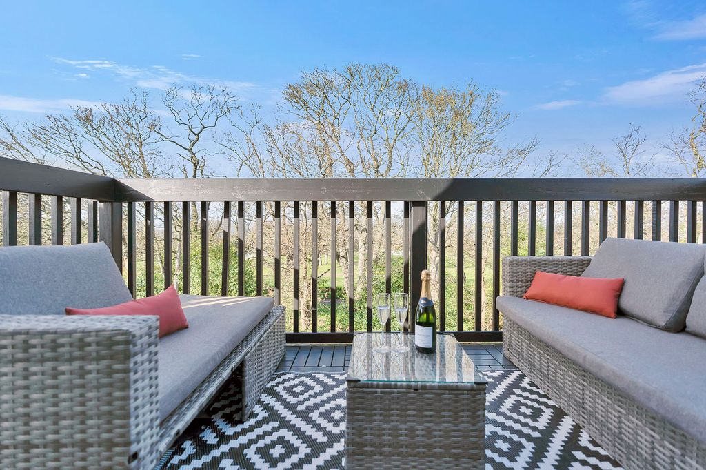 Additional image 10 of 5 bed town house for sale48 St. Baldreds Road, North Berwick EH39
