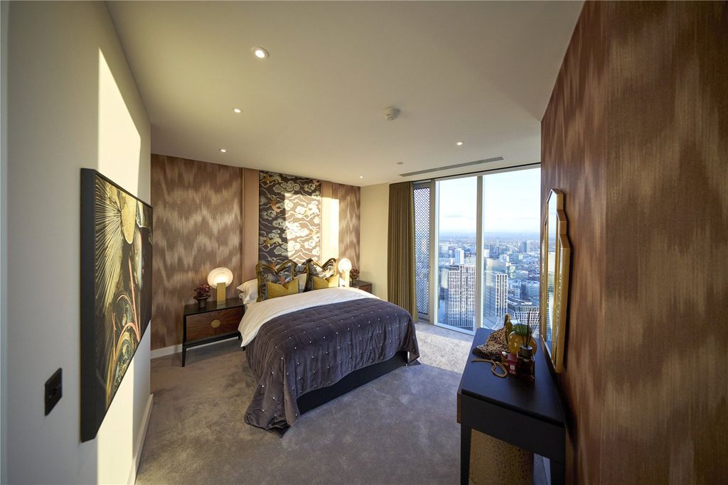 Additional image 5 of 3 bed flat for saleThe Sherborne, Vista River Gardens, Trinity Islands, Water Street, Manchester M3