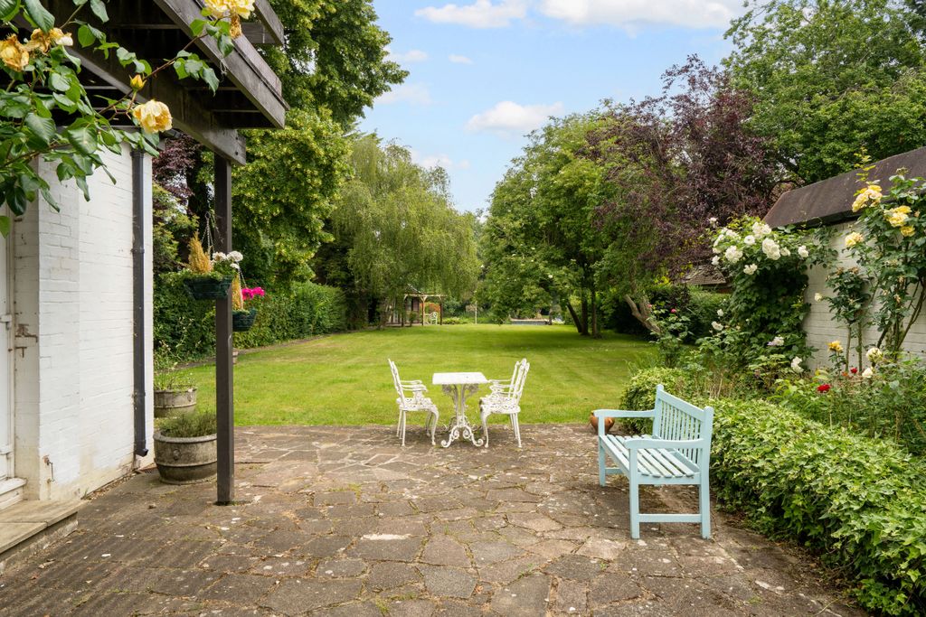 Additional image 16 of 5 bed detached house for saleQuarrywood Road, Marlow SL7