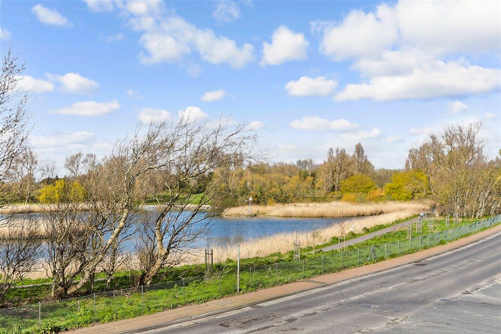 Additional image 12 of 2 bed flat for saleWestern Road, Lancing, West Sussex BN15