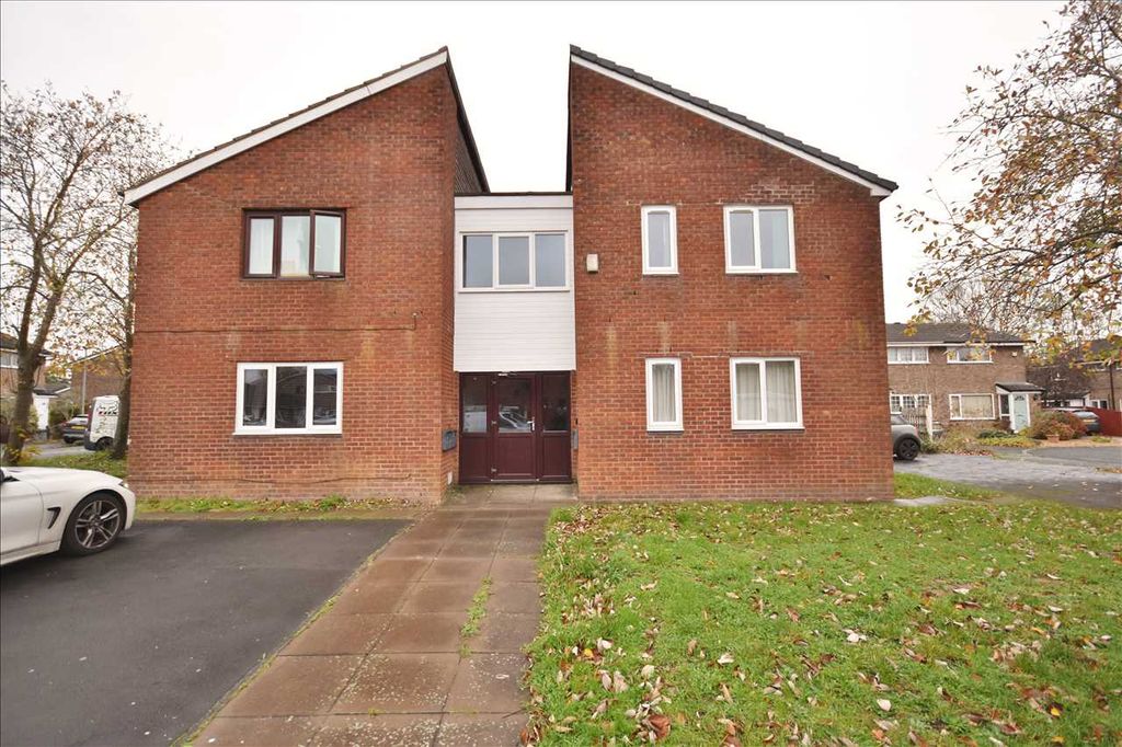 1 bed flat for saleNookfield, Leyland PR26