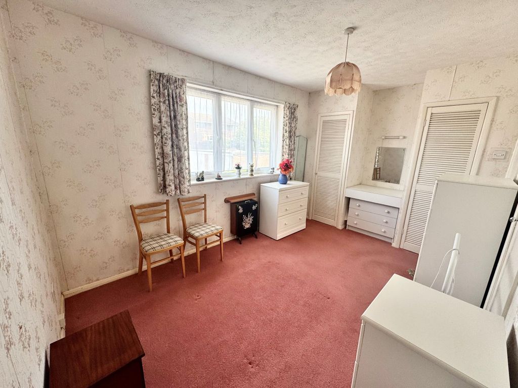 Additional image 4 of 1 bed flat for saleIford Close, Newhaven BN9