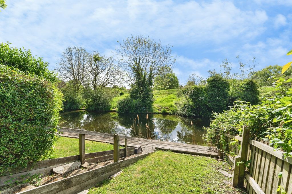 3 bed detached house for saleWaterside Gardens, March PE15 photo 3