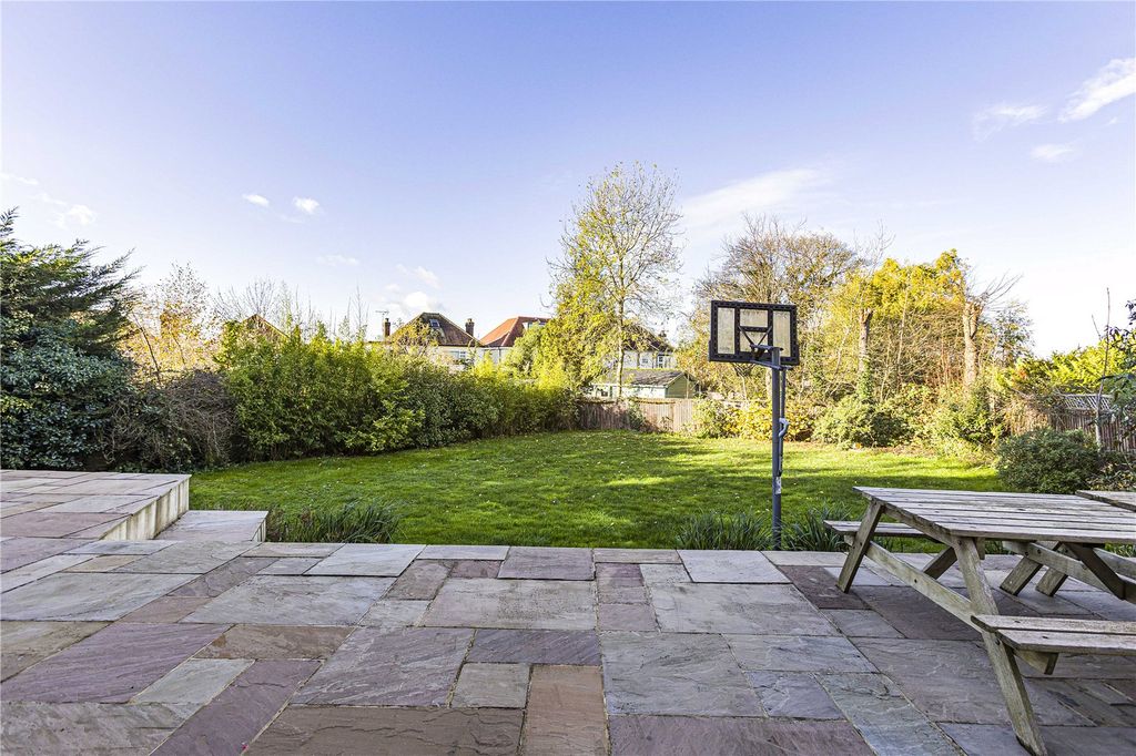 Additional image 4 of 5 bed detached house for saleWestwood Close, Potters Bar, Hertfordshire EN6