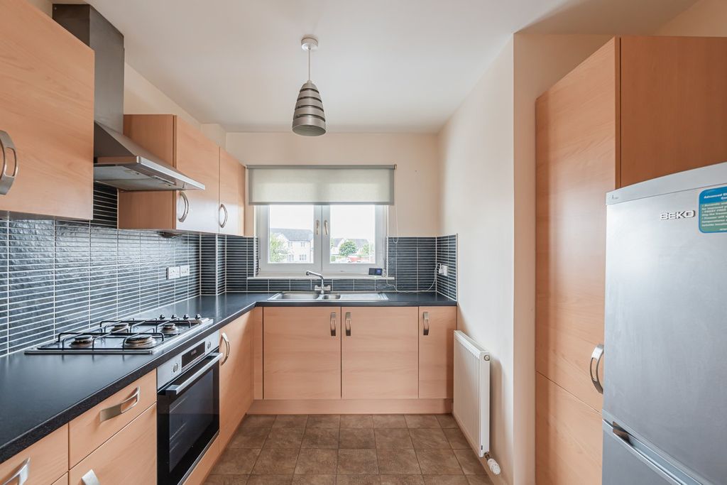 1 bed flat for saleDolphingstone View, Prestonpans EH32 photo 4