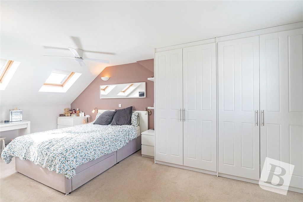 Additional image 13 of 5 bed semi-detached house for saleBrentwood Road, Ongar, Essex CM5