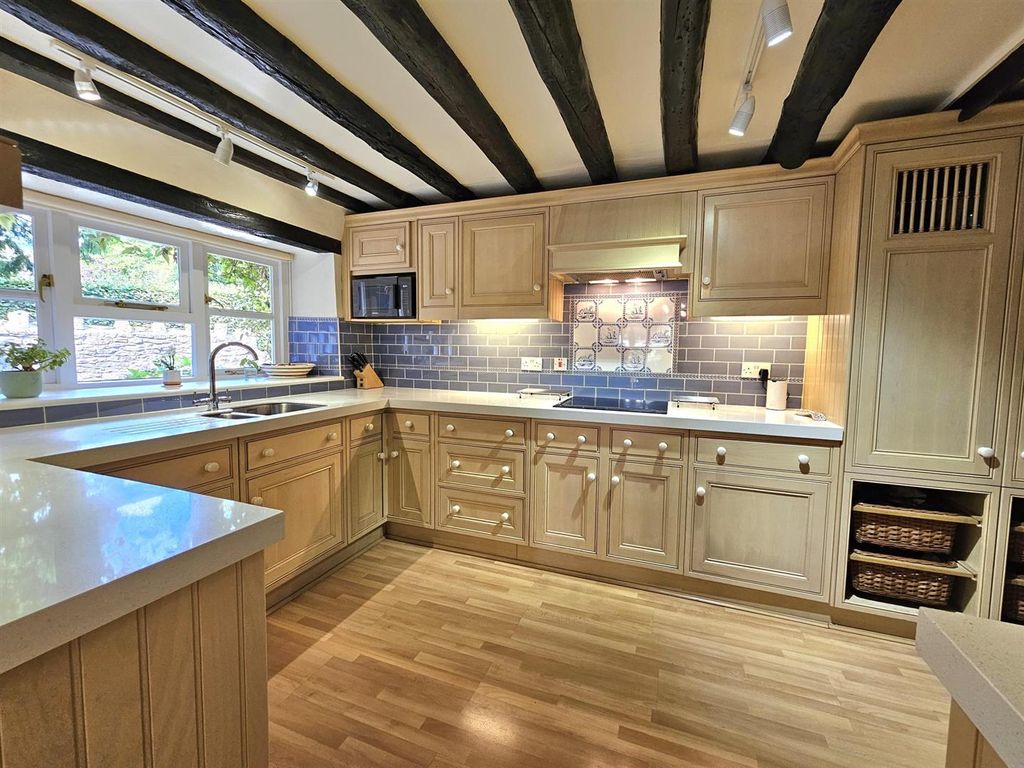 Additional image 8 of 6 bed link detached house for saleStation Lane, Longhope GL17