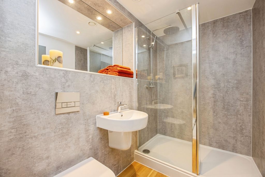 Additional image 13 of 2 bed flat for saleThe Yard, Lostwithiel, Cornwall PL22