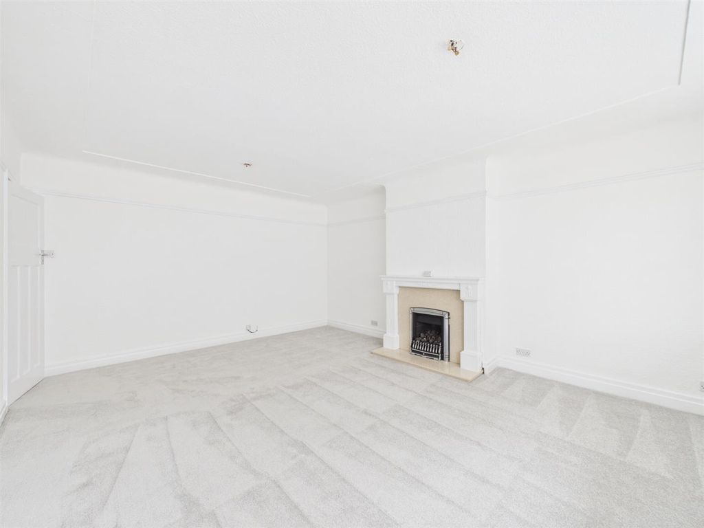 Additional image 23 of 5 bed flat for salePensby Road, Heswall, Wirral CH60