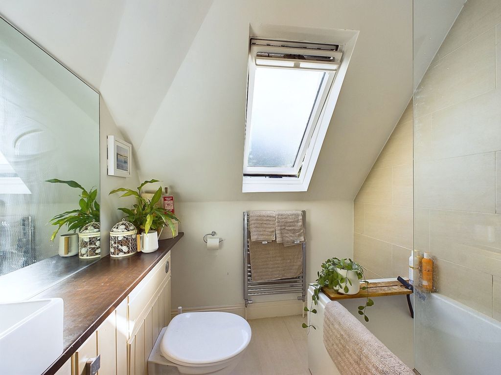 Additional image 13 of 3 bed semi-detached house for salePrinces Place, Princes Risborough, Buckinghamshire HP27