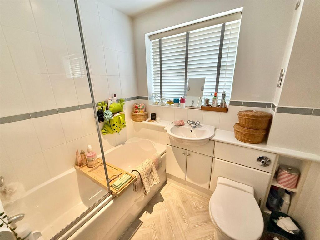 Additional image 11 of 4 bed detached house for saleBuckingham Drive, Macclesfield SK11
