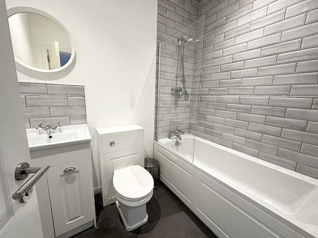 Additional image 7 of 3 bed flat for saleThe Sorting Office, West Cliff, Preston PR1