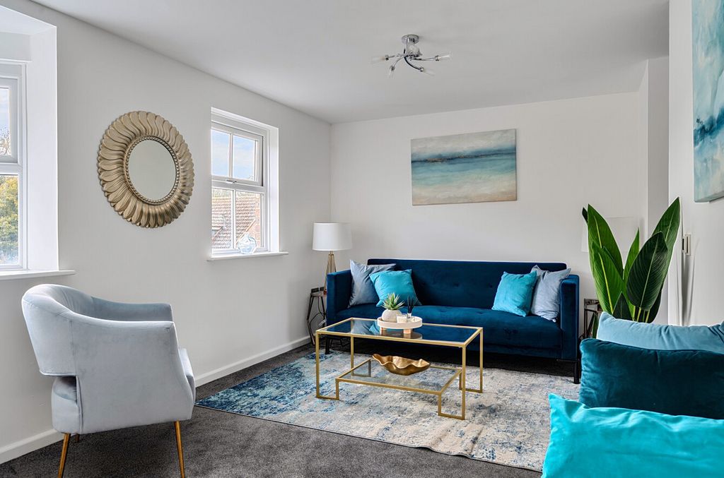 Additional image 10 of 2 bed flat for saleRiverside, Codmore Hill, Pulborough RH20