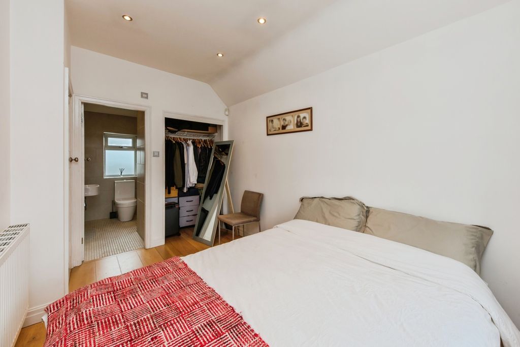 Additional image 11 of 3 bed end terrace house for saleAcacia Avenue, Knutsford, Cheshire WA16
