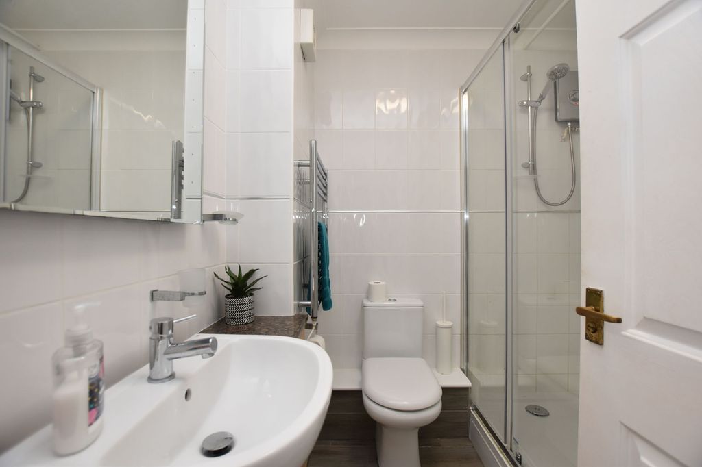 Additional image 11 of 2 bed flat for saleEsplanade Road, Newquay TR7
