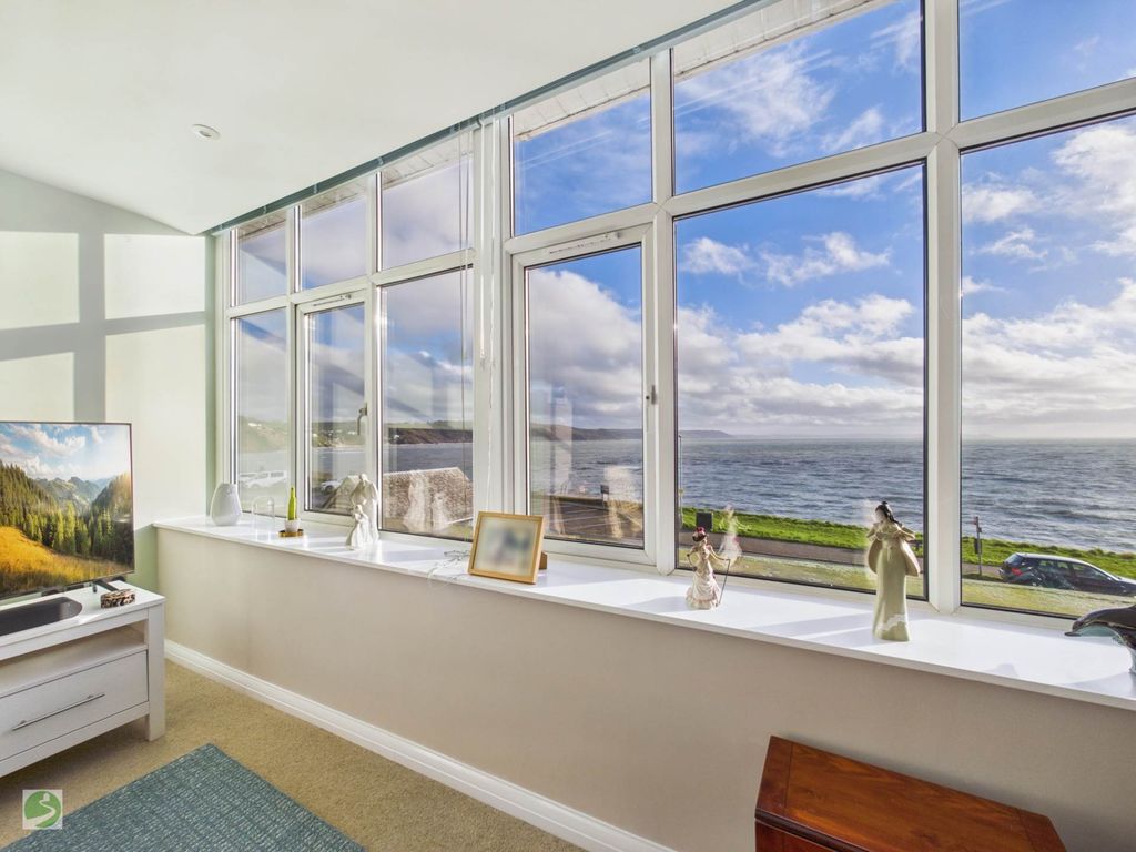Additional image 3 of 2 bed flat for saleHannafore, Looe PL13
