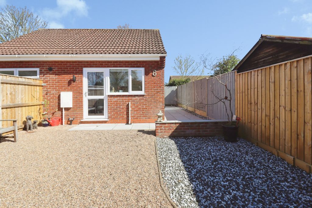 Additional image 38 of 2 bed detached bungalow for saleLegsby Road, Market Rasen LN8