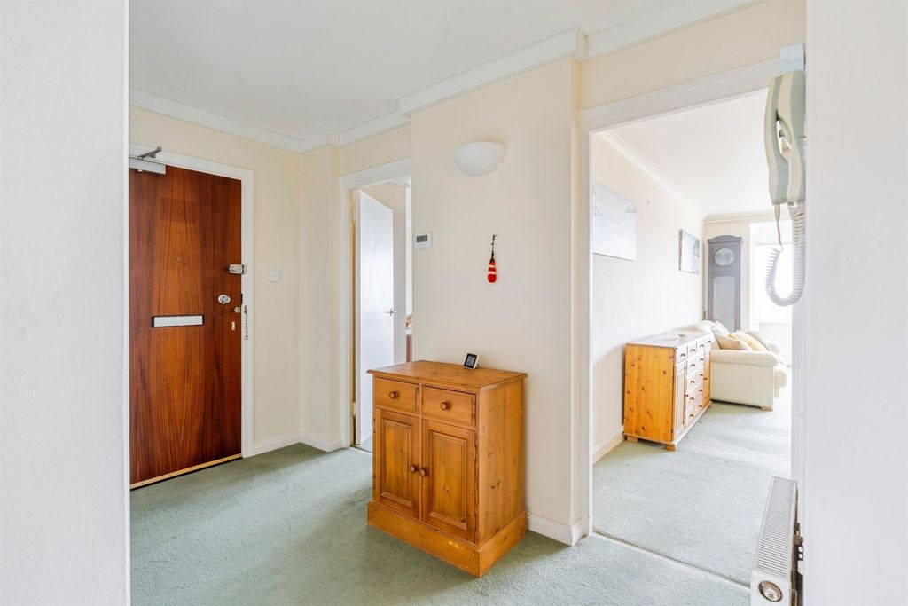 Additional image 13 of 2 bed flat for saleBrighton Road, Lancing BN15