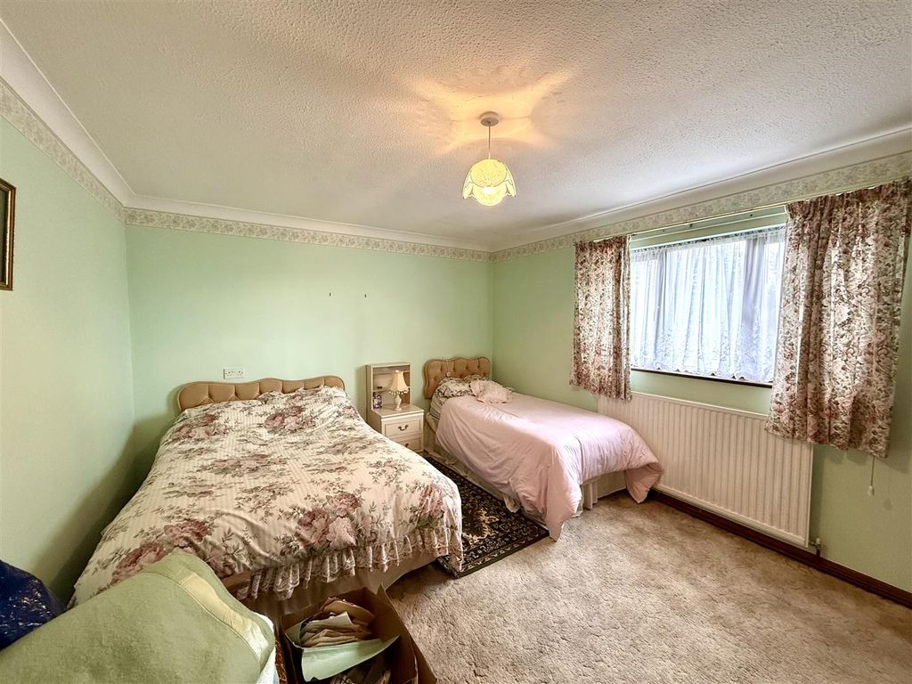 Additional image 13 of 3 bed bungalow for saleGolwg Y Mynydd, Llangadog SA19
