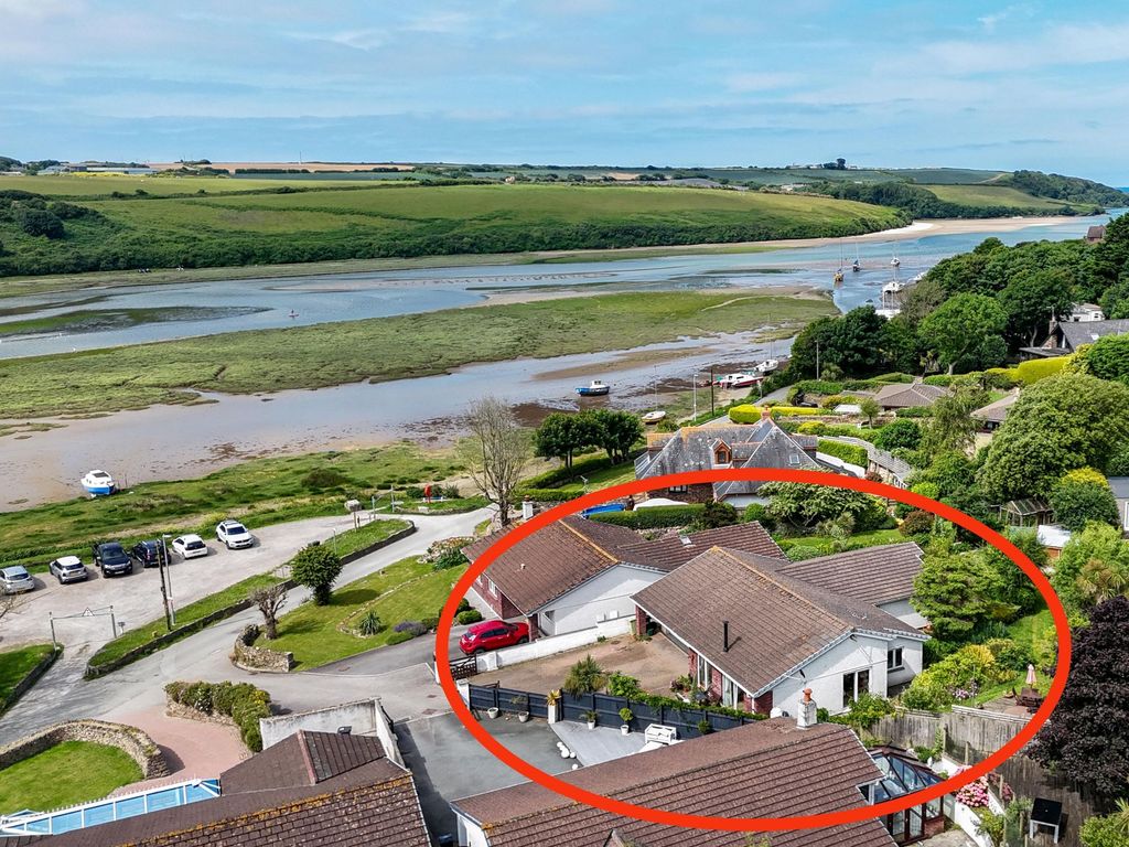 4 bed detached bungalow for saleGannel Road, Newquay TR7