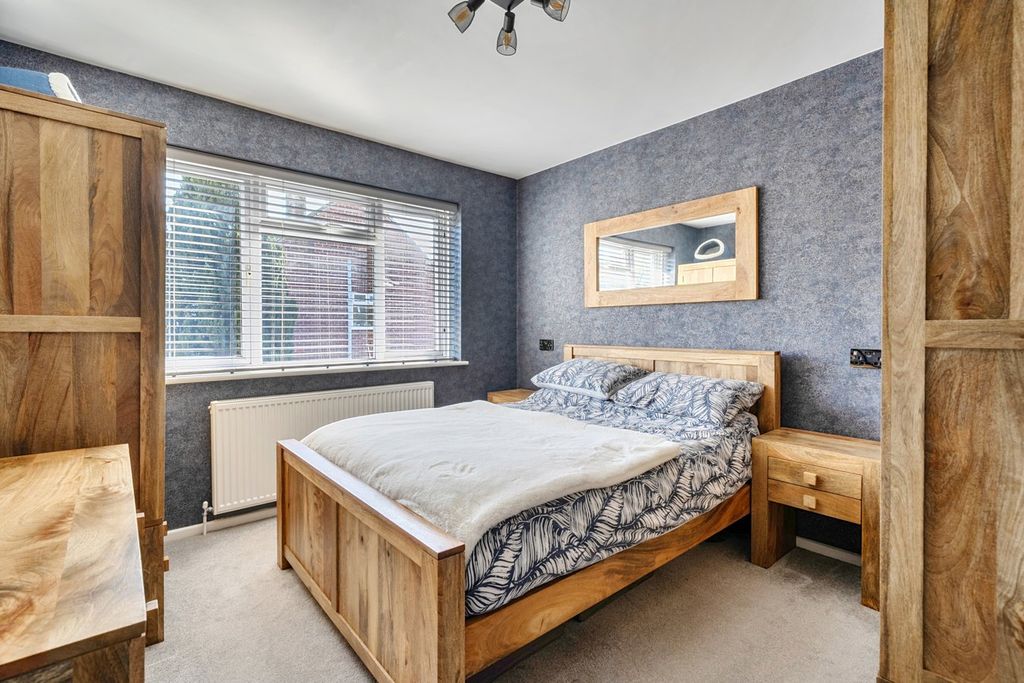 Additional image 6 of 4 bed semi-detached house for saleEssex Street, Newbury RG14