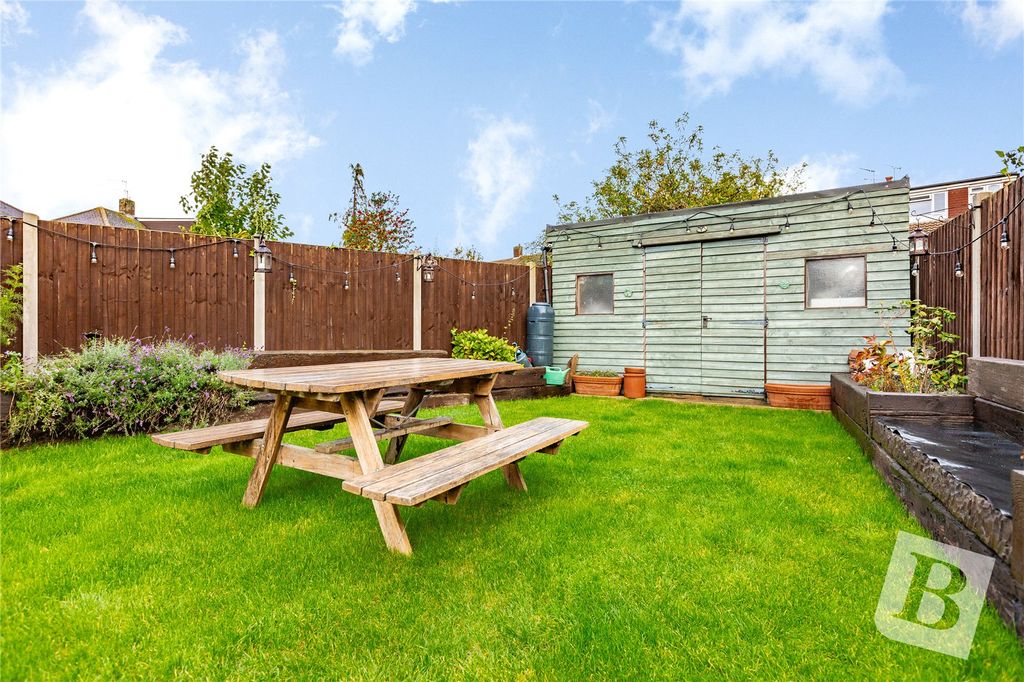 Additional image 6 of 4 bed detached house for saleOnslow Gardens, Ongar, Essex CM5
