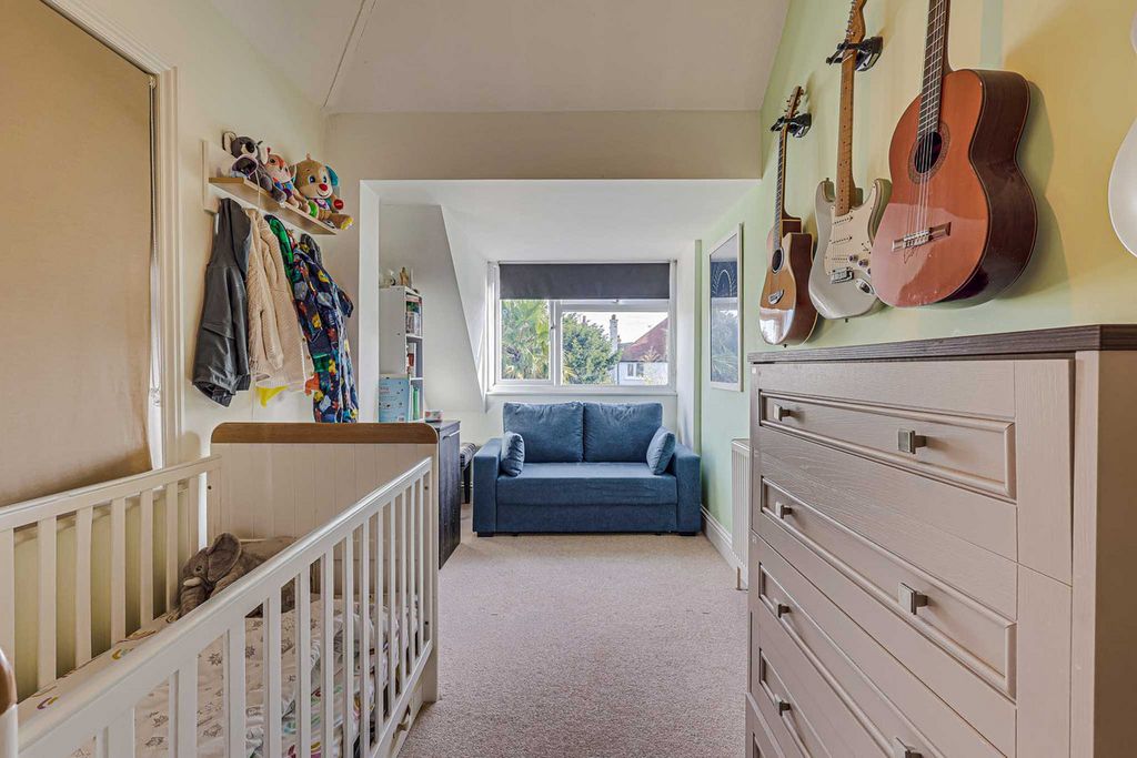 Additional image 17 of 3 bed detached house for saleFernleigh Drive, Leigh-On-Sea SS9