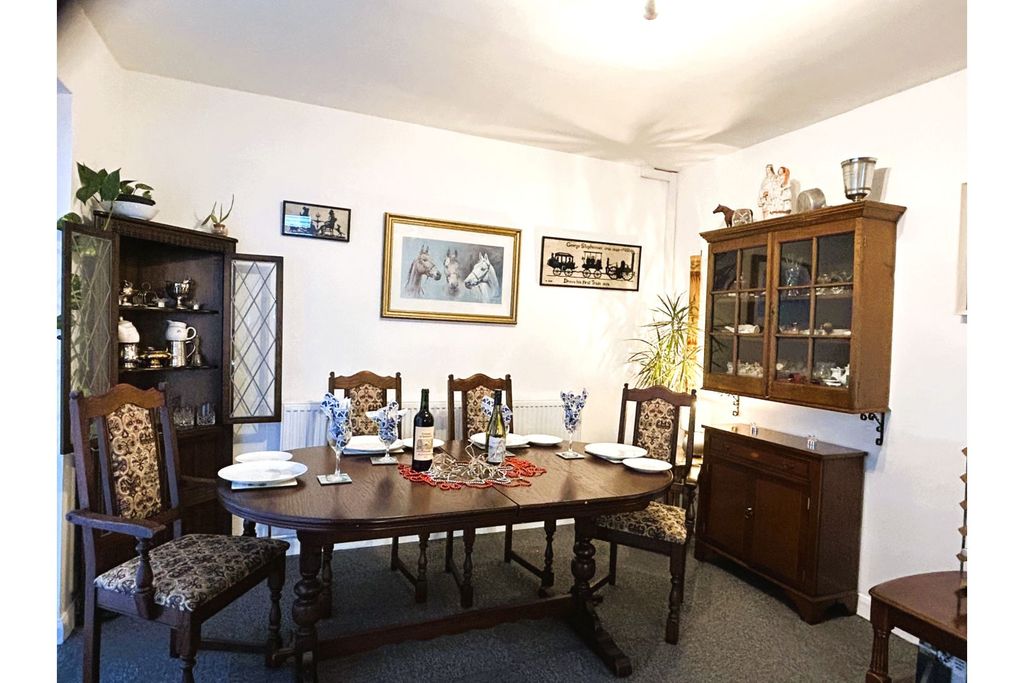 Additional image 3 of 3 bed detached bungalow for saleOakfield, Llangollen LL20