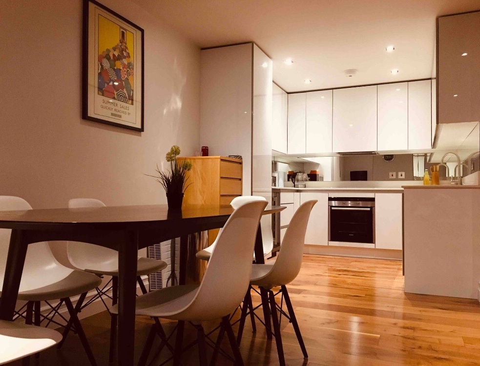 1 Bed Flat, Bridge Place, SW1V, N1 7GU photo 3
