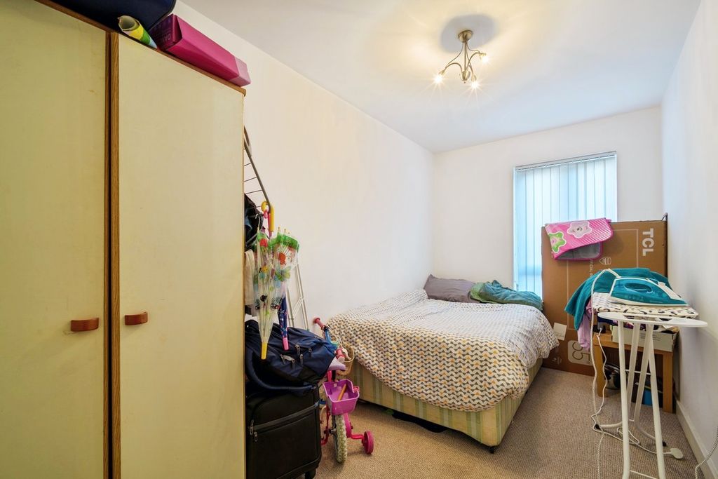 Additional image 8 of 2 bed flat for saleMayfair Court, Prenton CH43