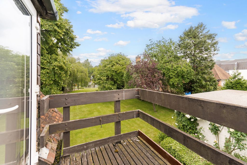 Additional image 12 of 5 bed detached house for saleQuarrywood Road, Marlow SL7