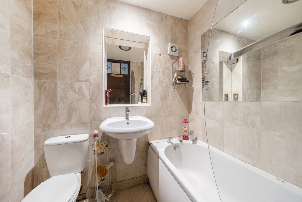 Additional image 8 of 5 bed semi-detached house for saleHawtrey Avenue, Northolt UB5