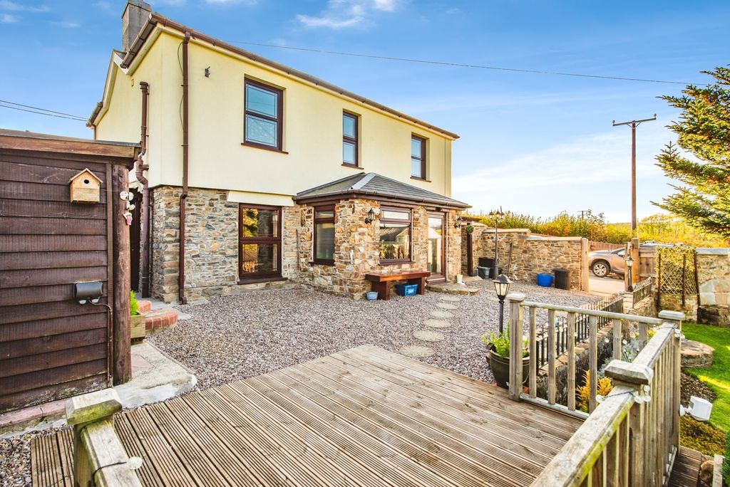 3 bed detached house for salePencader, Carmarthenshire SA39