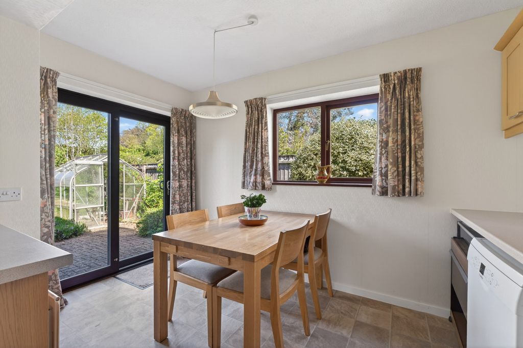 Additional image 28 of 5 bed detached house for saleBeverley Road, Leamington Spa, Warwickshire CV32
