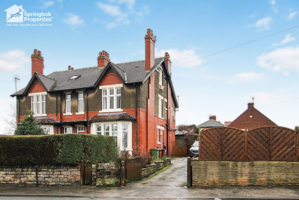 5 bed semi-detached house for saleSnydale Road, Normanton, Wakefield, West Yorkshire WF6