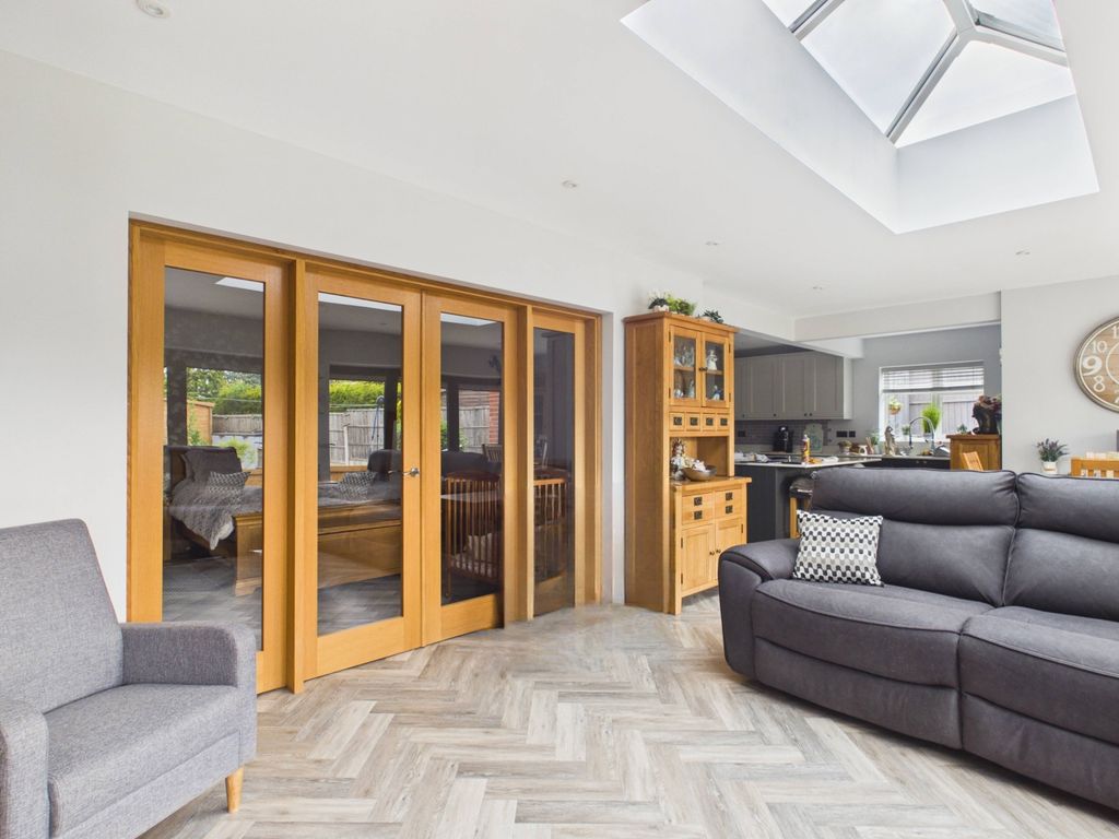 Additional image 19 of 4 bed detached bungalow for sale2 Whitestone Road, Nuneaton CV11