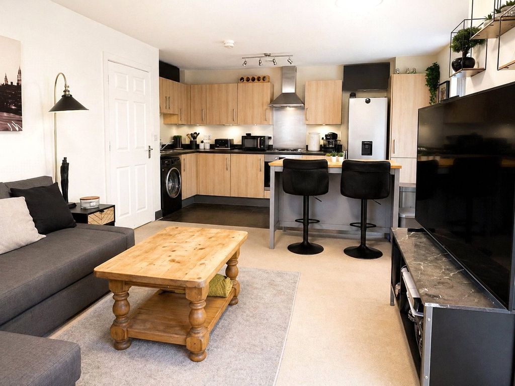 Additional image 7 of 2 bed flat for saleJoan Berwick House, Ireland Drive, Newbury RG14