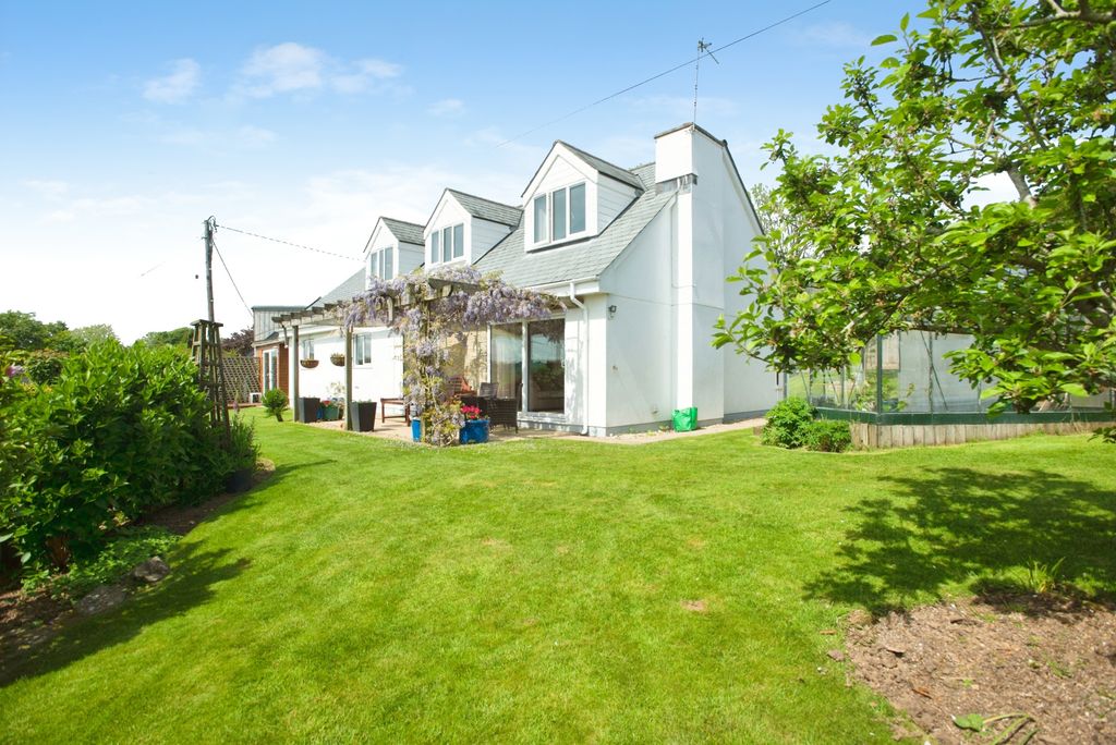 4 bed detached house for saleTrevelmond, Liskeard PL14