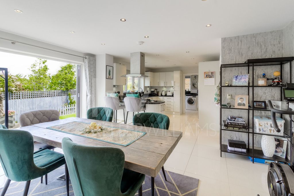 Additional image 2 of 4 bed detached house for saleDenton Road, Horton, Northampton NN7