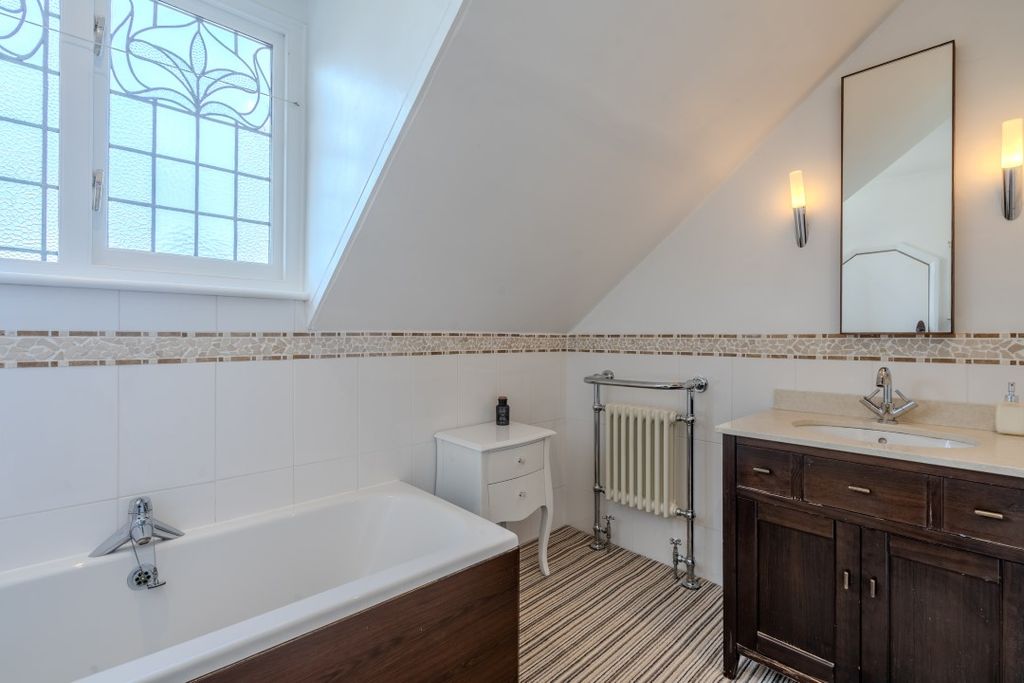 Additional image 18 of 4 bed semi-detached house for saleBroadview Road, Oulton Broad NR32