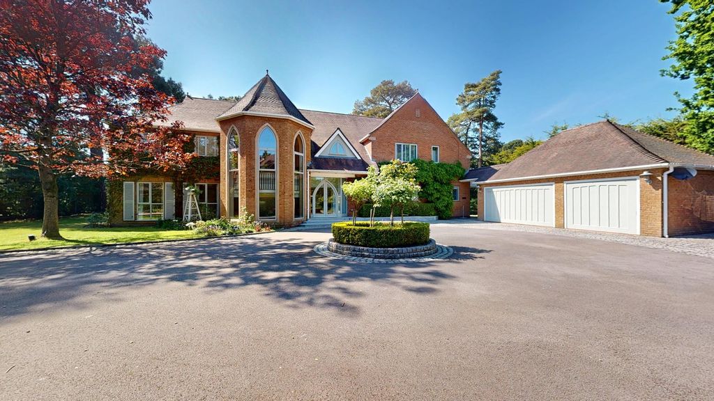 4 bed detached house for saleLawrence Drive, Canford Cliffs, Poole BH13