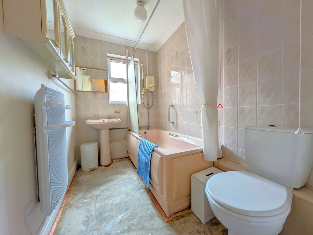 Additional image 6 of 2 bed flat for saleSutton Court, Skegness PE25