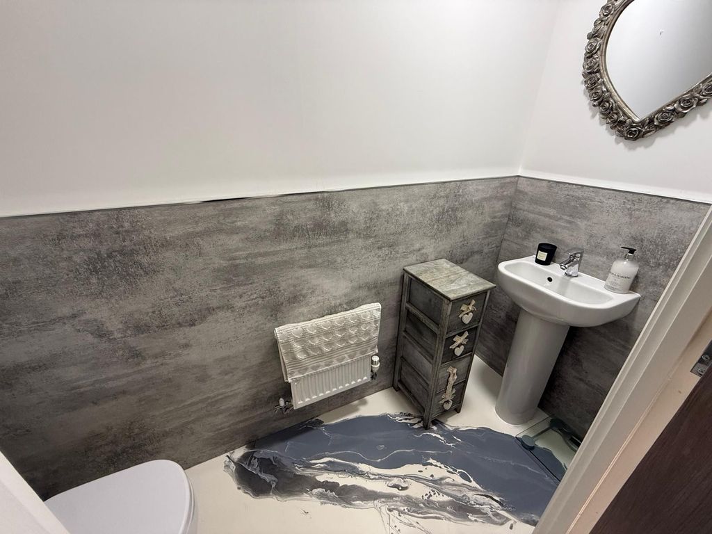 Additional image 7 of 4 bed detached house for saleCae Morfa, Neath, Neath Port Talbot. SA10