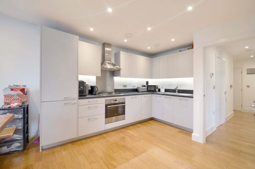 2 bed flat for saleLiddell Way, Leighton Buzzard LU7 photo 5