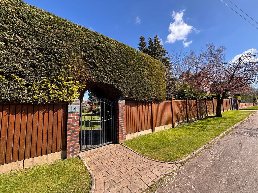 Additional image 47 of 5 bed detached house for saleLongley Drive, Worsley M28