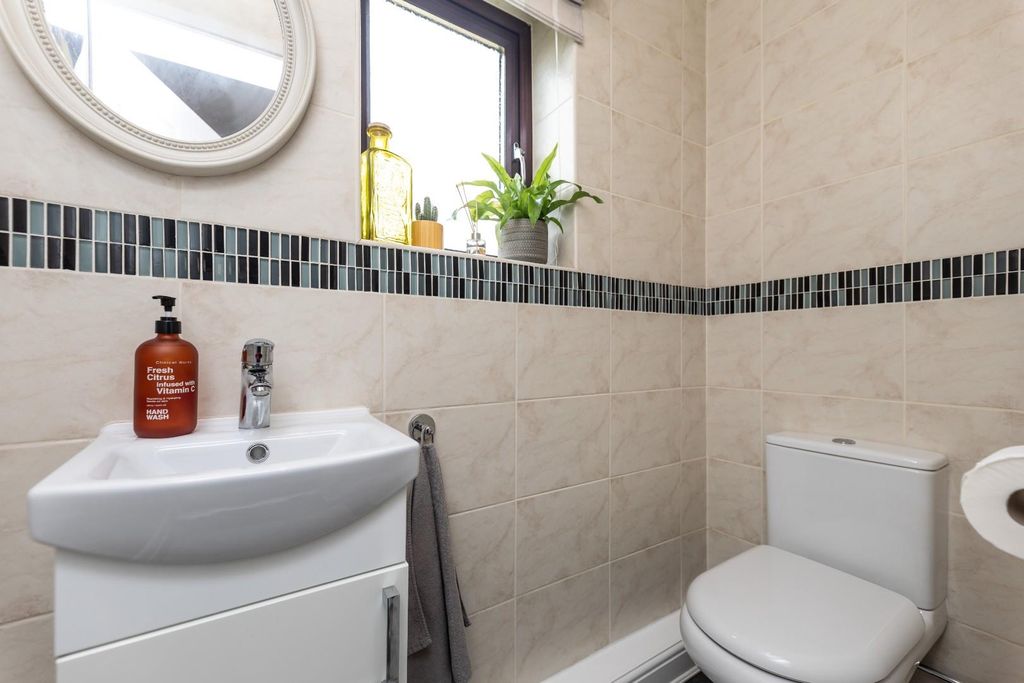 Additional image 13 of 4 bed detached house for saleHighfield Road, Pontefract WF8