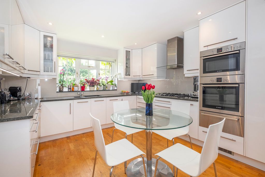 Additional image 3 of 5 bed detached house for saleLinkside, New Malden KT3