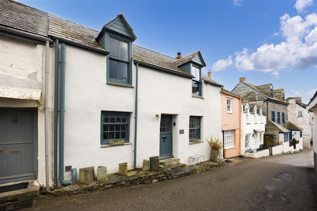 2 bed terraced house for saleFore Street, Port Isaac PL29