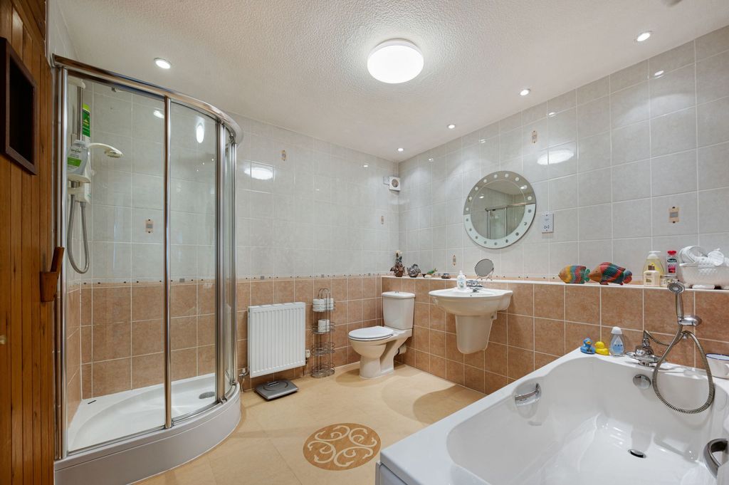 Additional image 21 of 5 bed detached house for saleOakwood Gardens, Scotforth, Lancaster LA1
